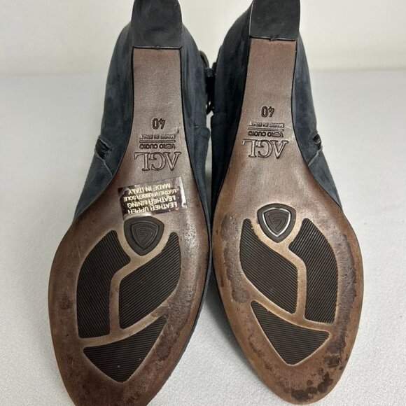 AGL Attilio Giusti Leombruni Double Buckle Suede Wedge Bootie in Asphalt- Sz 9.5 - Picture 7 of 10
